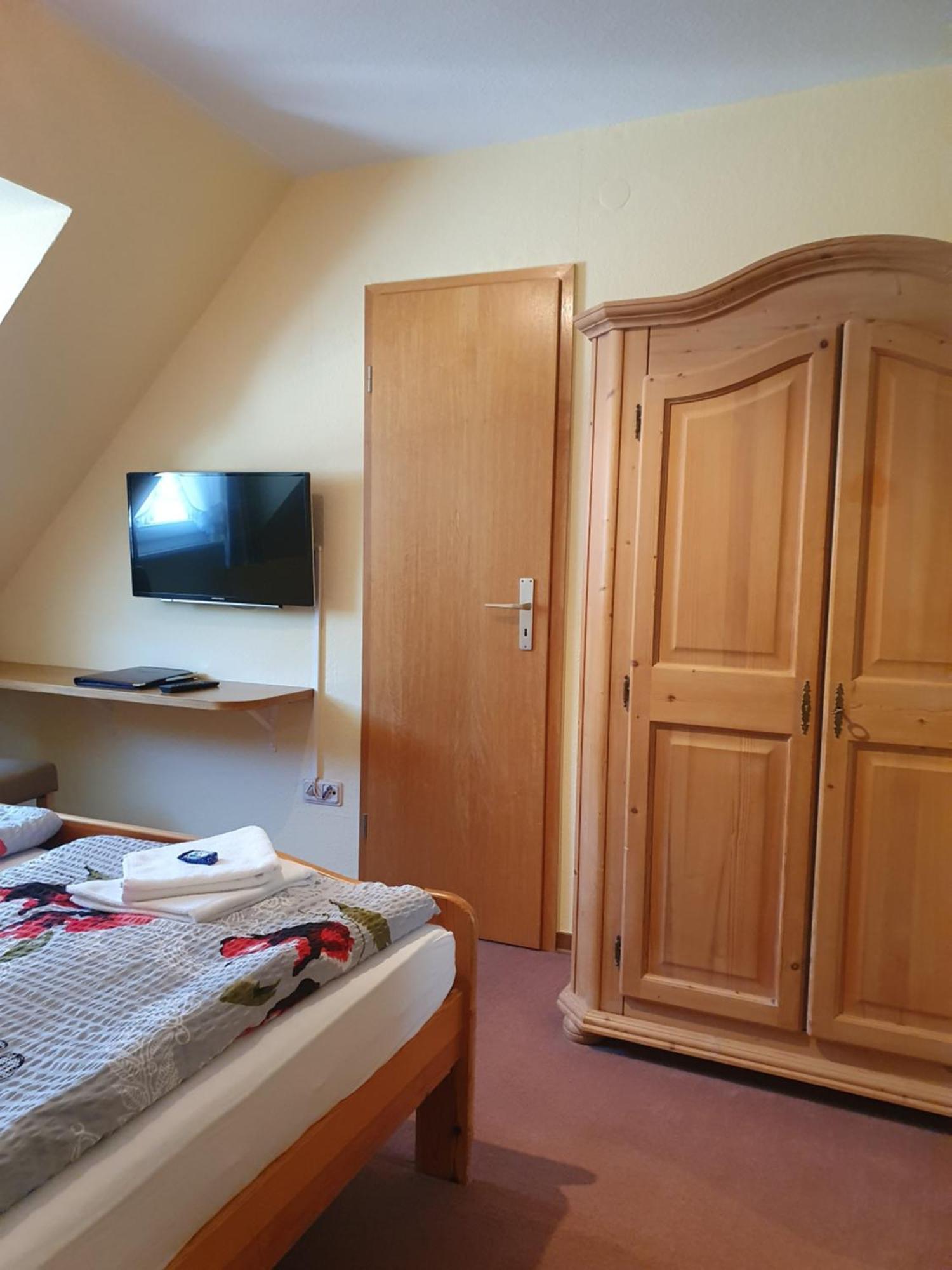 Gaestehaus Hotel Zum Weinberg Burg  Kamer foto